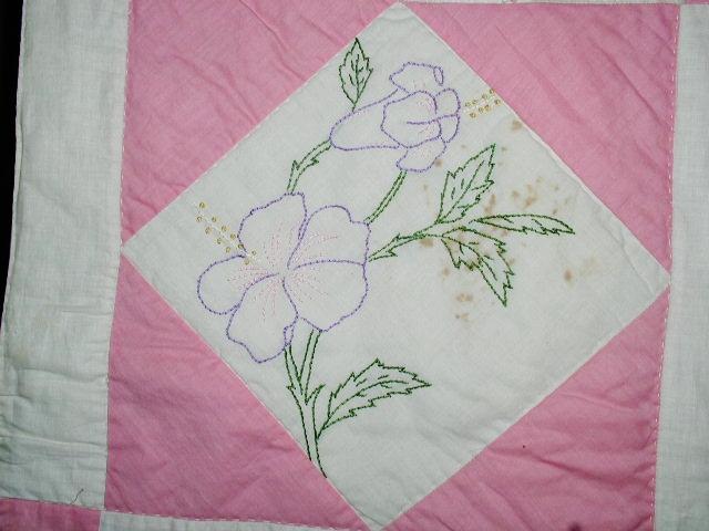 Embroidered Floral Quilt - QLT