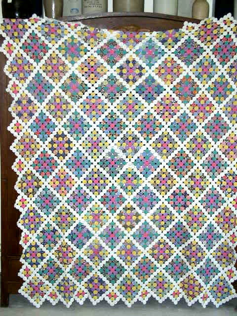 Yo-Yo Quilt, 1930's - QLT