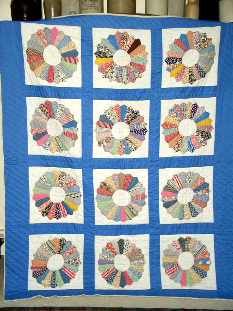 Dresden Plate Quilt - QLT