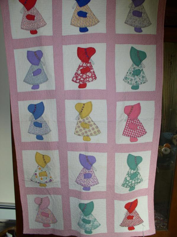 Sun Bonnet Crib Quilt - QLT