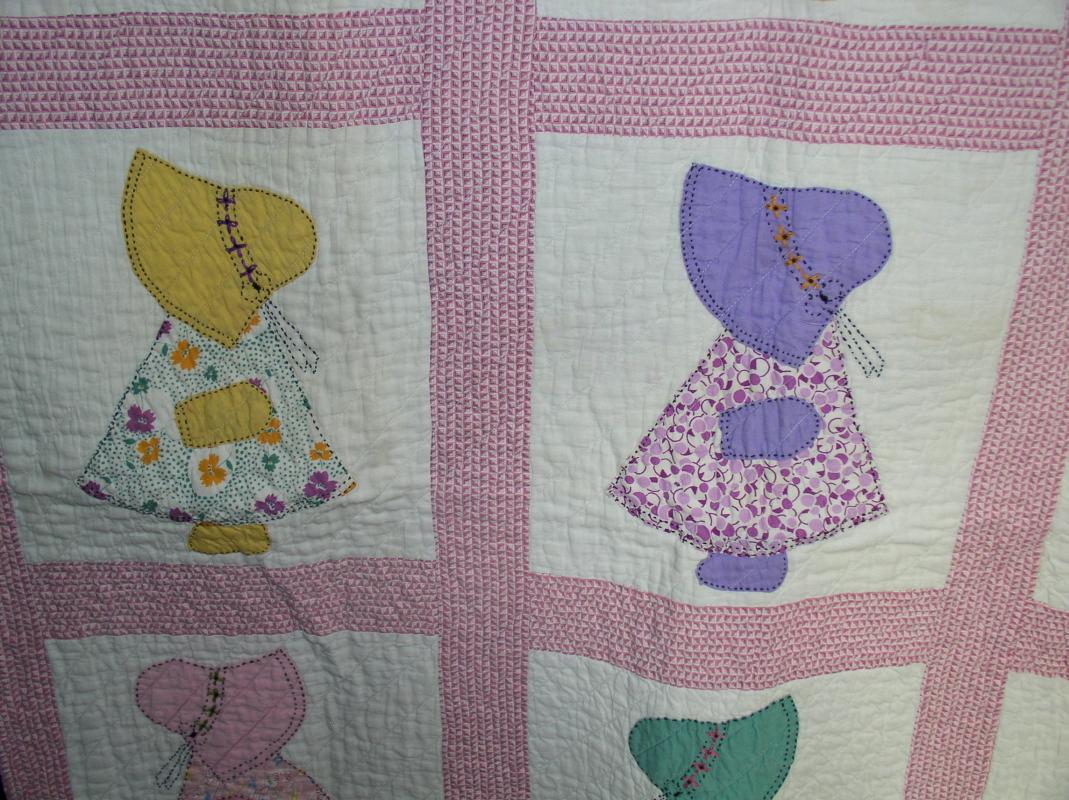 Sun Bonnet Crib Quilt - QLT