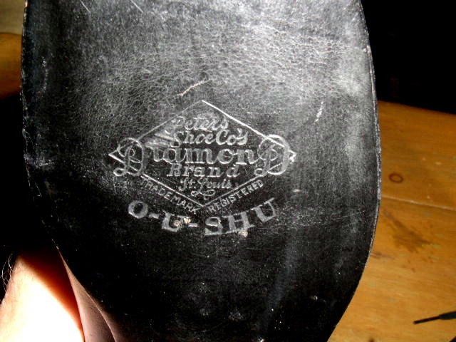 Childs Hightop Lace-up Shoes