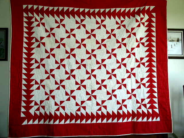 Red and White Pinwheel Quilt - QLT