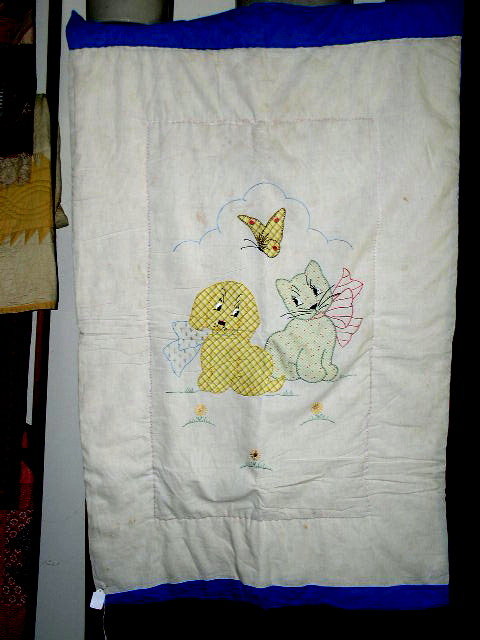 Dog and Cat Crib Quilt - QLT