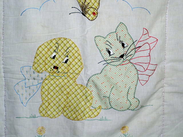 Dog and Cat Crib Quilt - QLT