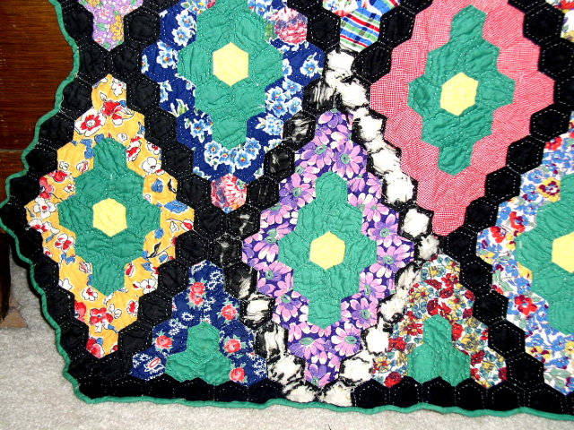 Grandmothers Flower Garden Quilt - QLT