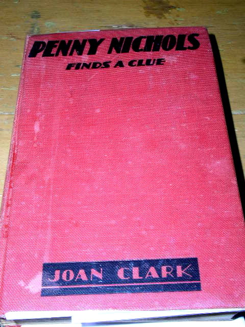 Penny Nichols - Finds a Clue Book