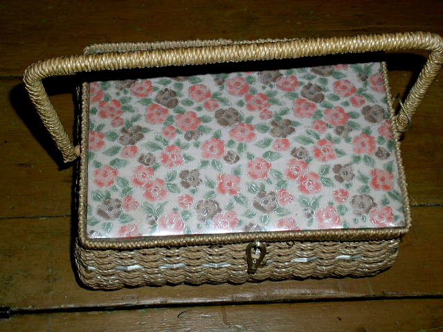 Dritz Wicker Sewing Box