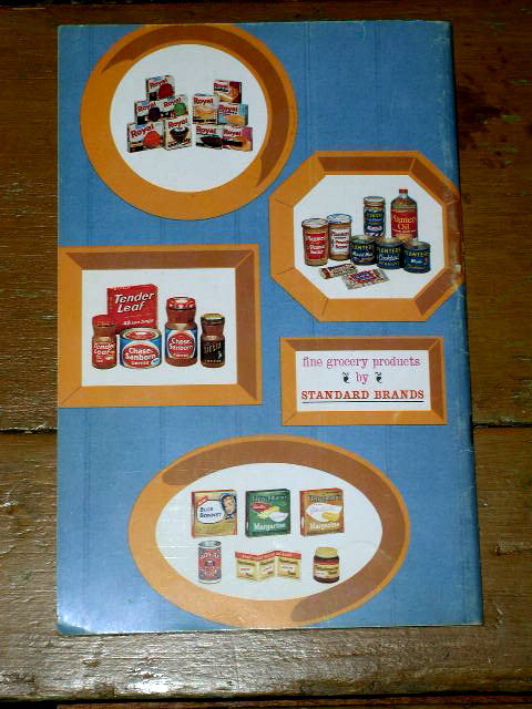 Fleischmann Treasury of Yeast Baking Cookbook