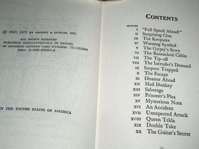Dana Girls Book, The Secret of the Minstrel's Guitar