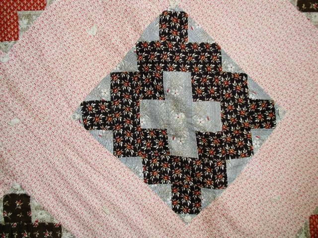 Criss Cross Pattern Quilt - QLT