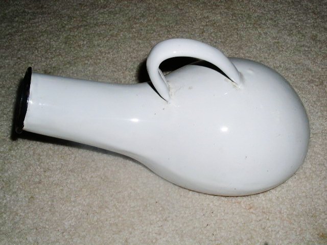 White Emamel Bed Urinal