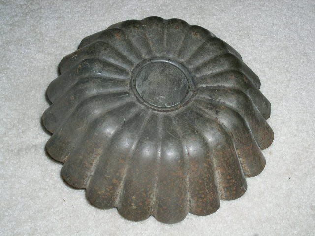 Large Metal Jello Mold