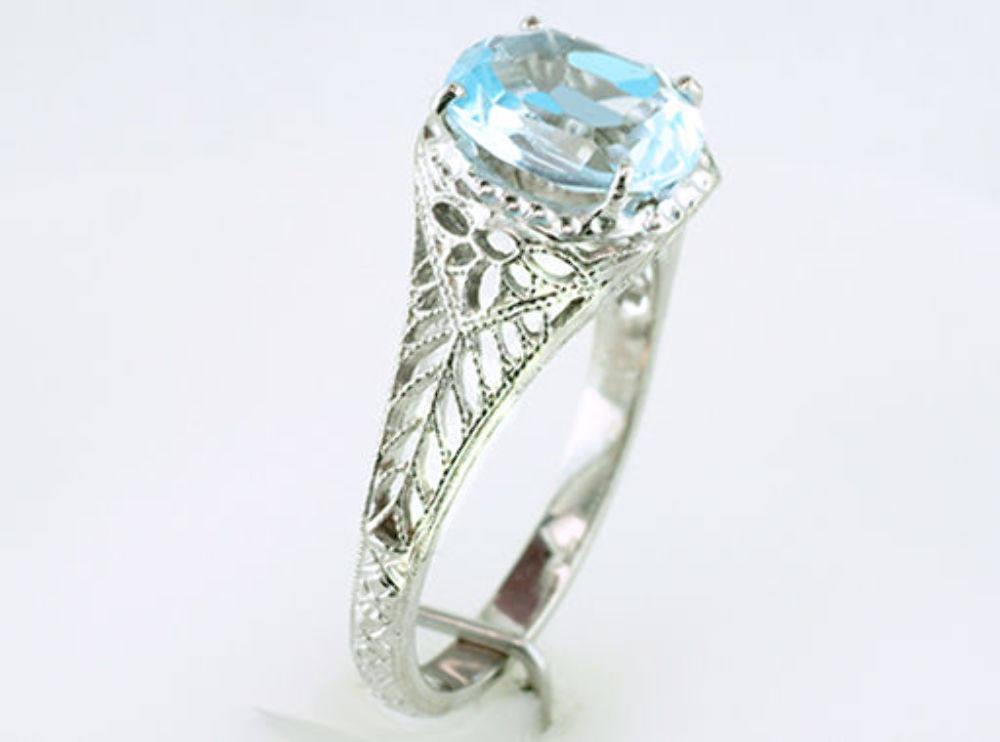 Vintage 1.90ct Aquamarine 18K White Gold Retro Engagement/Cocktail Ring