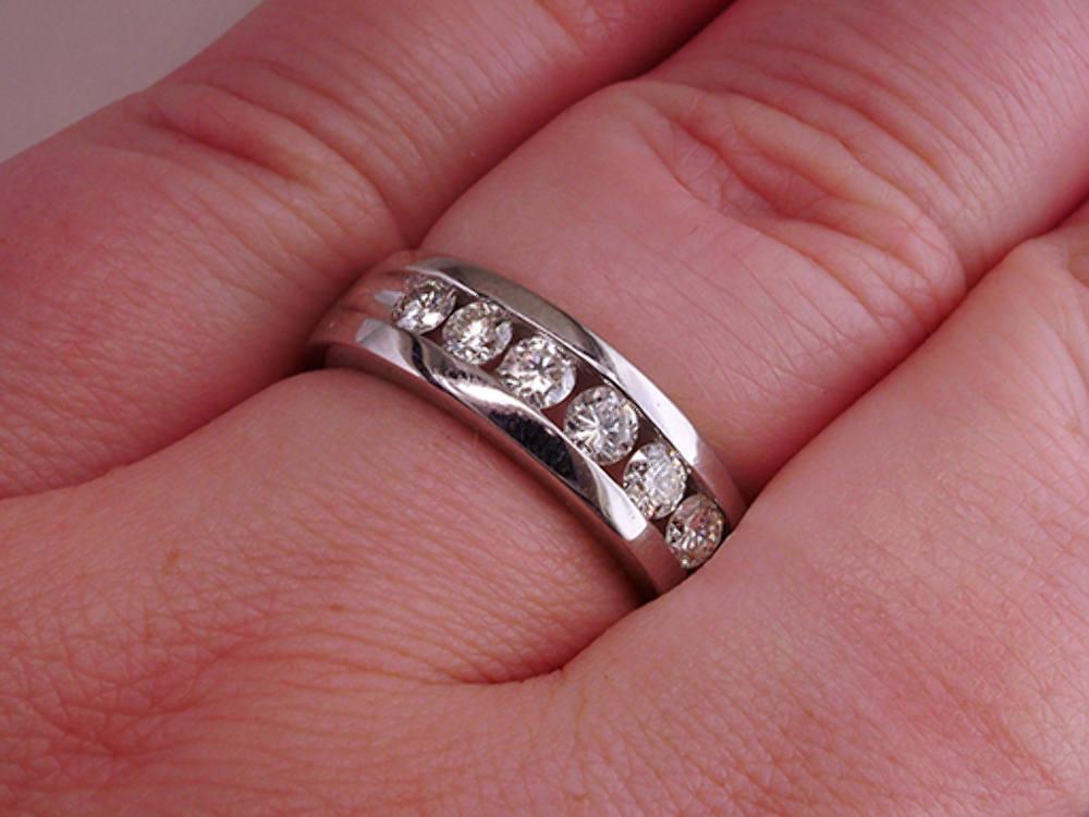 Men's 1ct Diamond 14k White Gold Wedding Band Ring