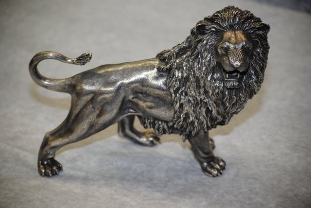 Couple of sterling silver lions Italian 1940
