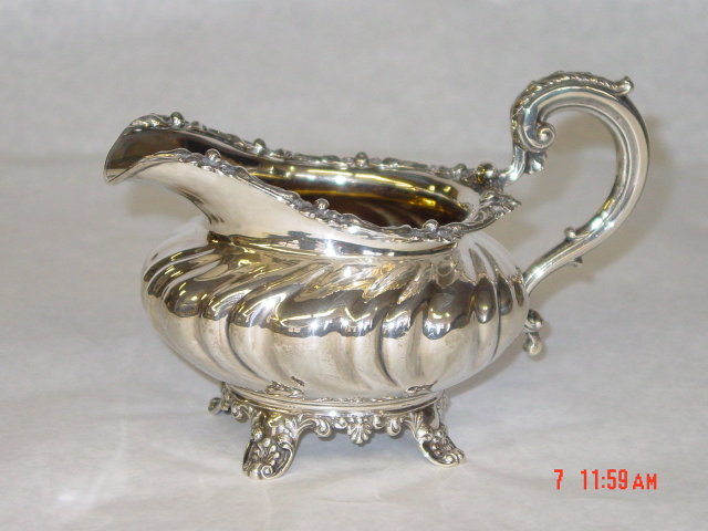 Antique creamer William IV London 1832