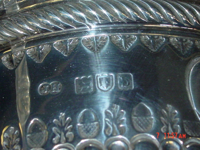 Antique porringer London 1897