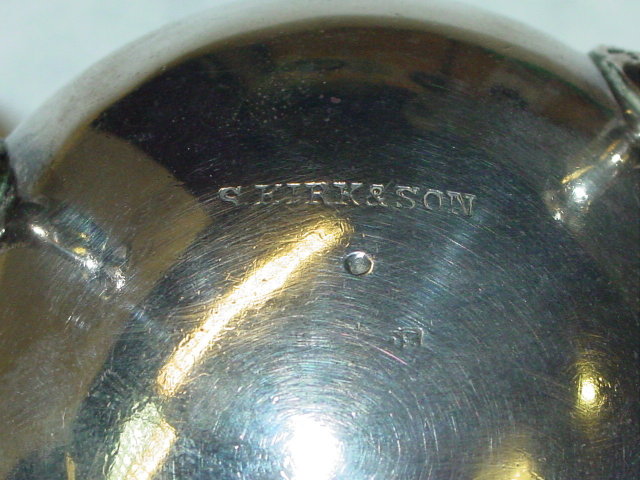 Kirk & Sons repousse pair salt cellars America 1890
