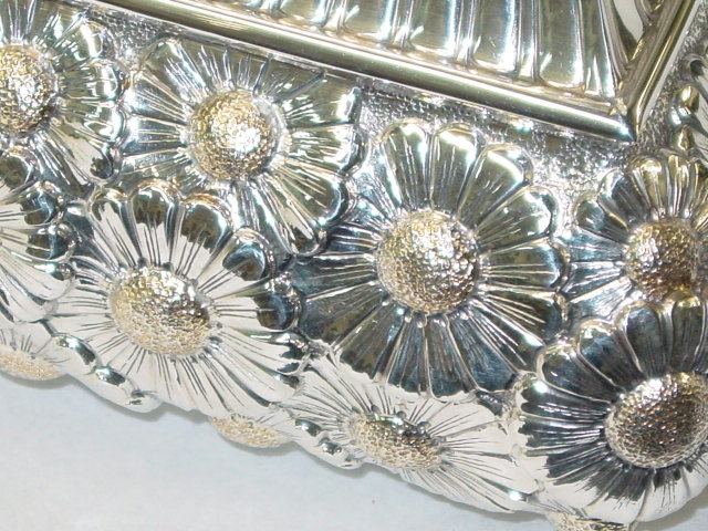 Daisies style rectangular cachepot Italian 1950