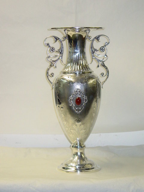 Baroque egg shaped vase Italian 1950