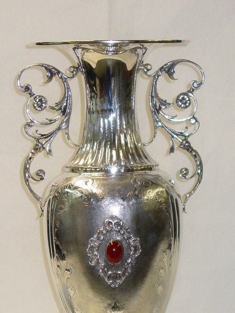 Baroque egg shaped vase Italian 1950