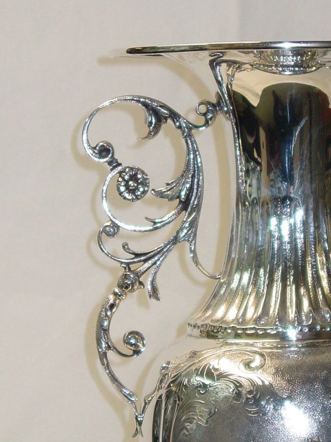 Baroque egg shaped vase Italian 1950