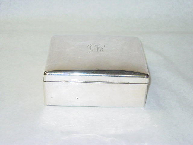 Antique cigarettes box London 1911
