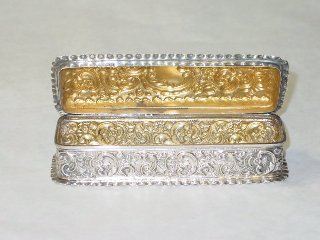 Antique rectangular shaped box Chester 1907