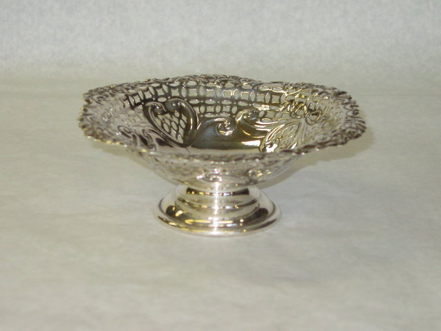 Antique pierced basket Birmingham 1899