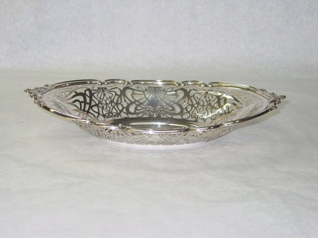 Antique pierced basket London 1904