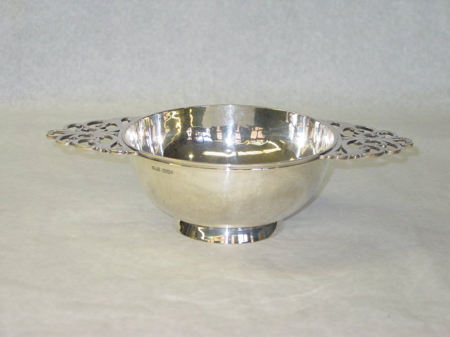 Antique porringer Sheffield 1896
