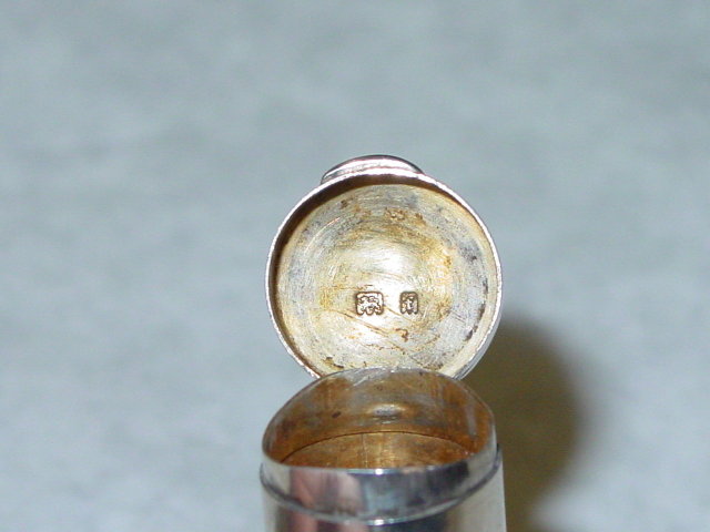 Antique mouthpiece holder London 1920
