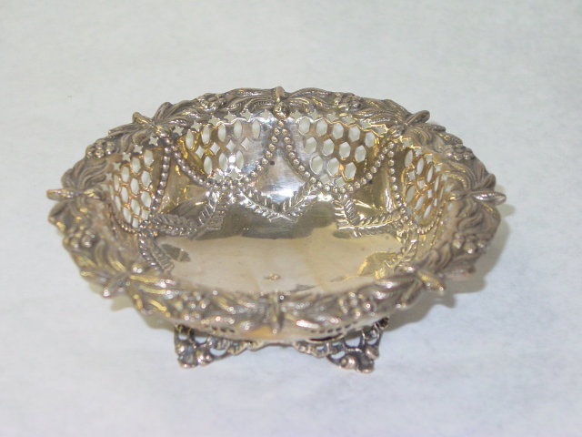 Antique pierced basket Victorian London 1894
