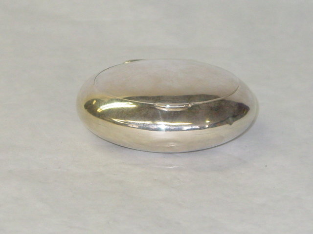Antique oval shaped snuff box Birmingham 1914