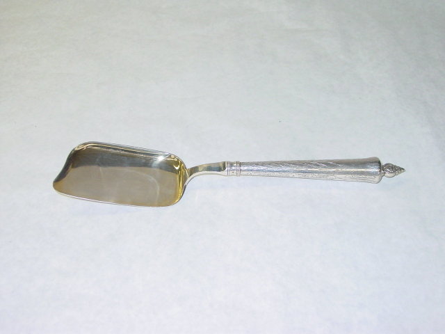 Antique serving showel Denmark 1880