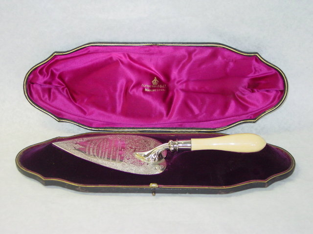 Antique commemorative trowel London 1894