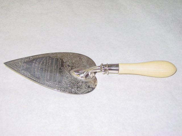 Antique commemorative trowel London 1894