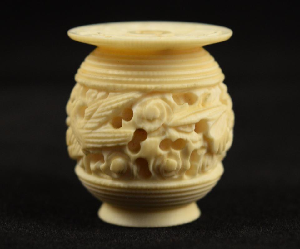 Antique Pre-Ban Ivory Sewing Collectible - Thread Holder Birds & Flowers