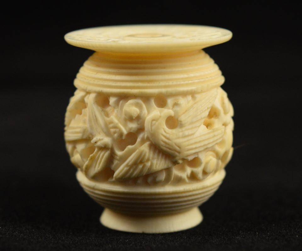 Antique Pre-Ban Ivory Sewing Collectible - Thread Holder Birds & Flowers