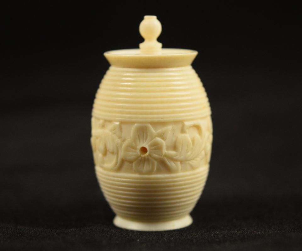 Antique Pre-Ban Ivory Sewing Collectible - Thread Holder