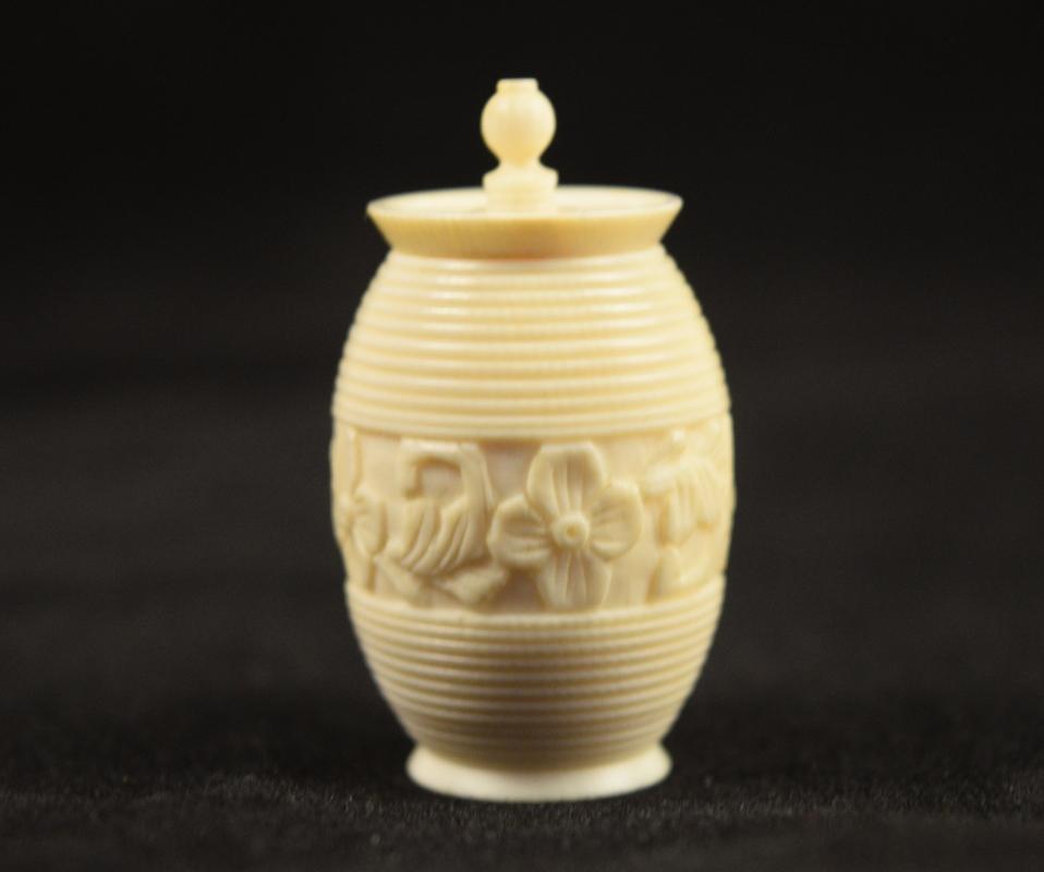 Antique Pre-Ban Ivory Sewing Collectible - Thread Holder