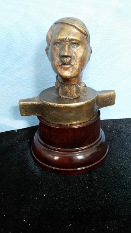 Auto Mascot Der Fuhrer