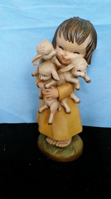 Anri 9.5 Inch Spring Arrival Hand Carved Wood