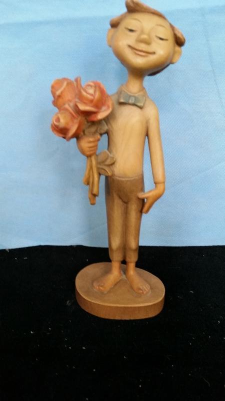 Anri 10 Inch Boy with Roses
