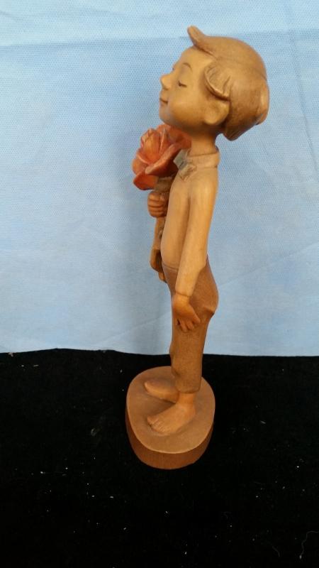 Anri 10 Inch Boy with Roses