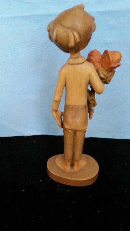 Anri 10 Inch Boy with Roses