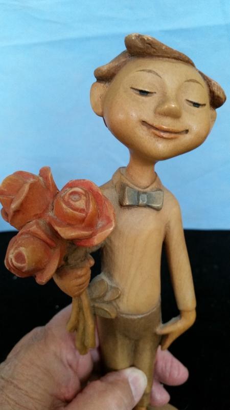 Anri 10 Inch Boy with Roses