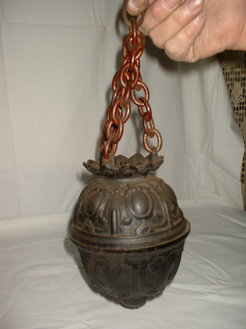 Cast Iron String Holder TS1003