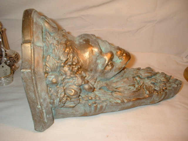 Contempoary Plaster Wall Bracket Shelf